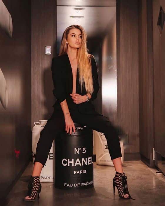 Как выбрать идеальную компаньонку для интимных встреч с элементами эротики?